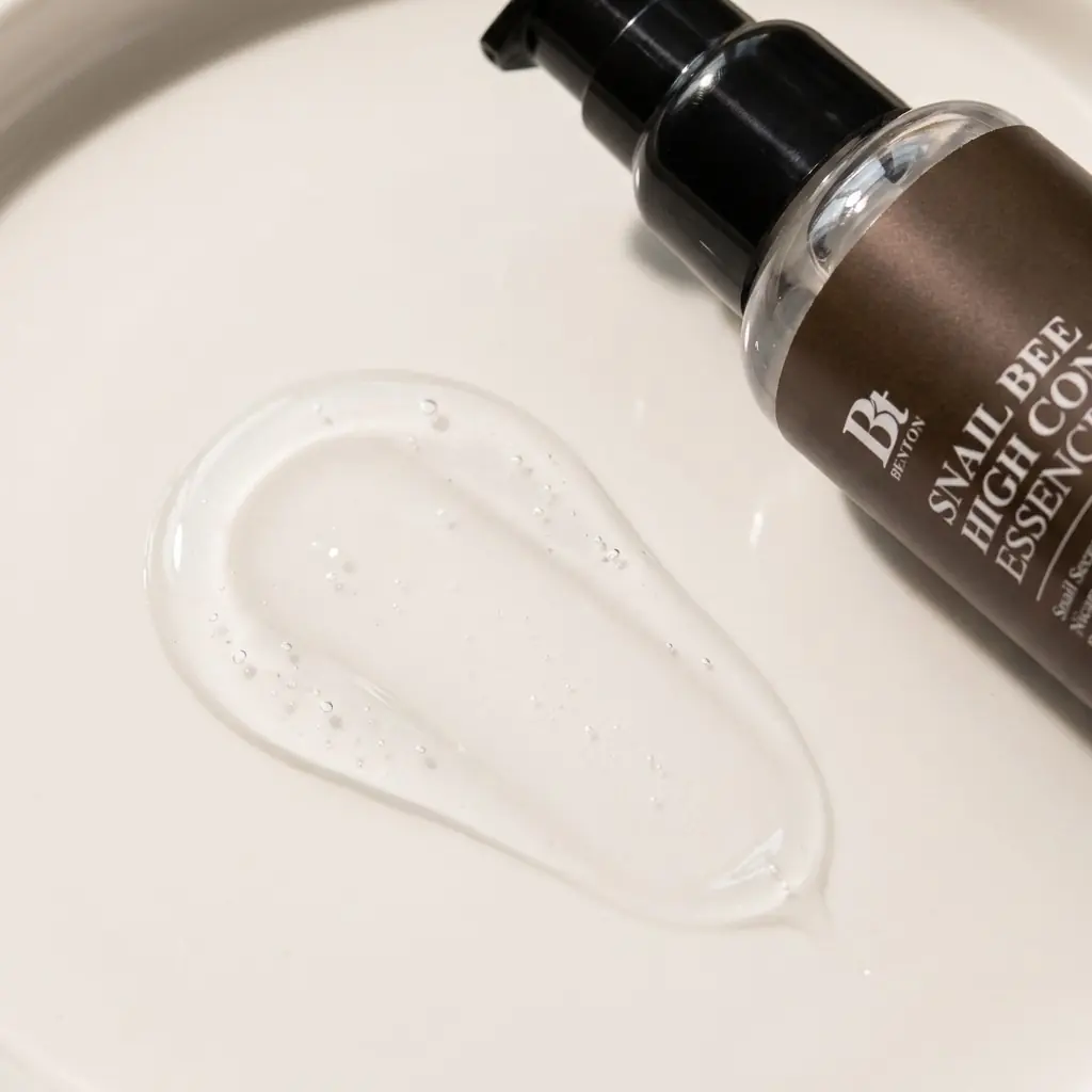 BENTON Snail Bee High Content Essence 100ml — Hafif akışkan doku