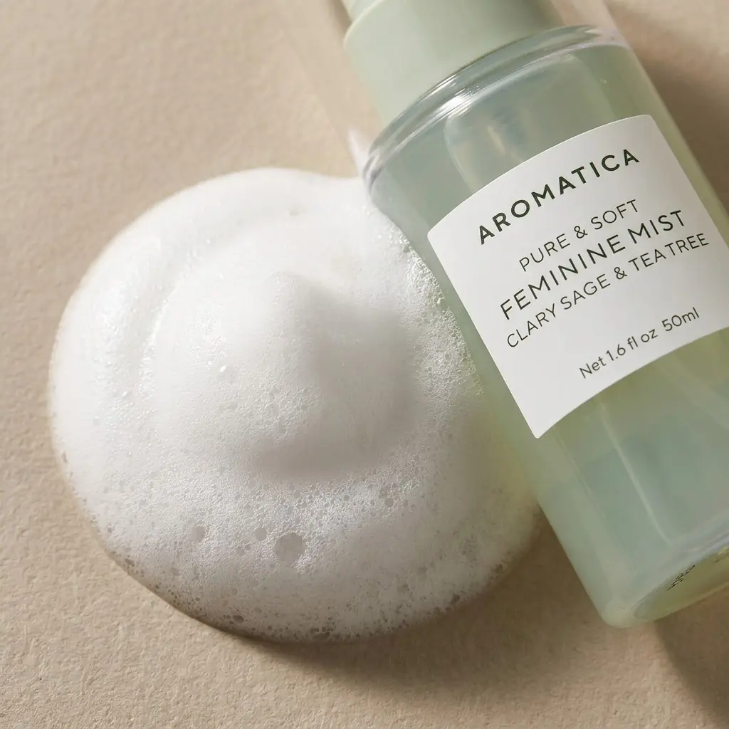 Aromatica Pure & Soft Feminine Mist Clary Sage & Tea Tree 50ml — Yumuşak köpük dokusu