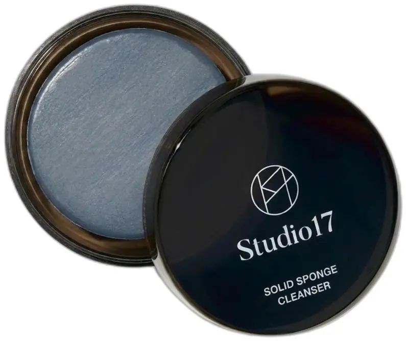 STUDIO17 Brush & Puff Cleanser