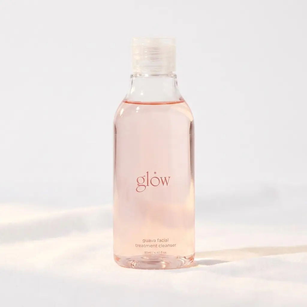 glow Guava Facial Cleanser 190ml — 190 ml Berrak Şişe