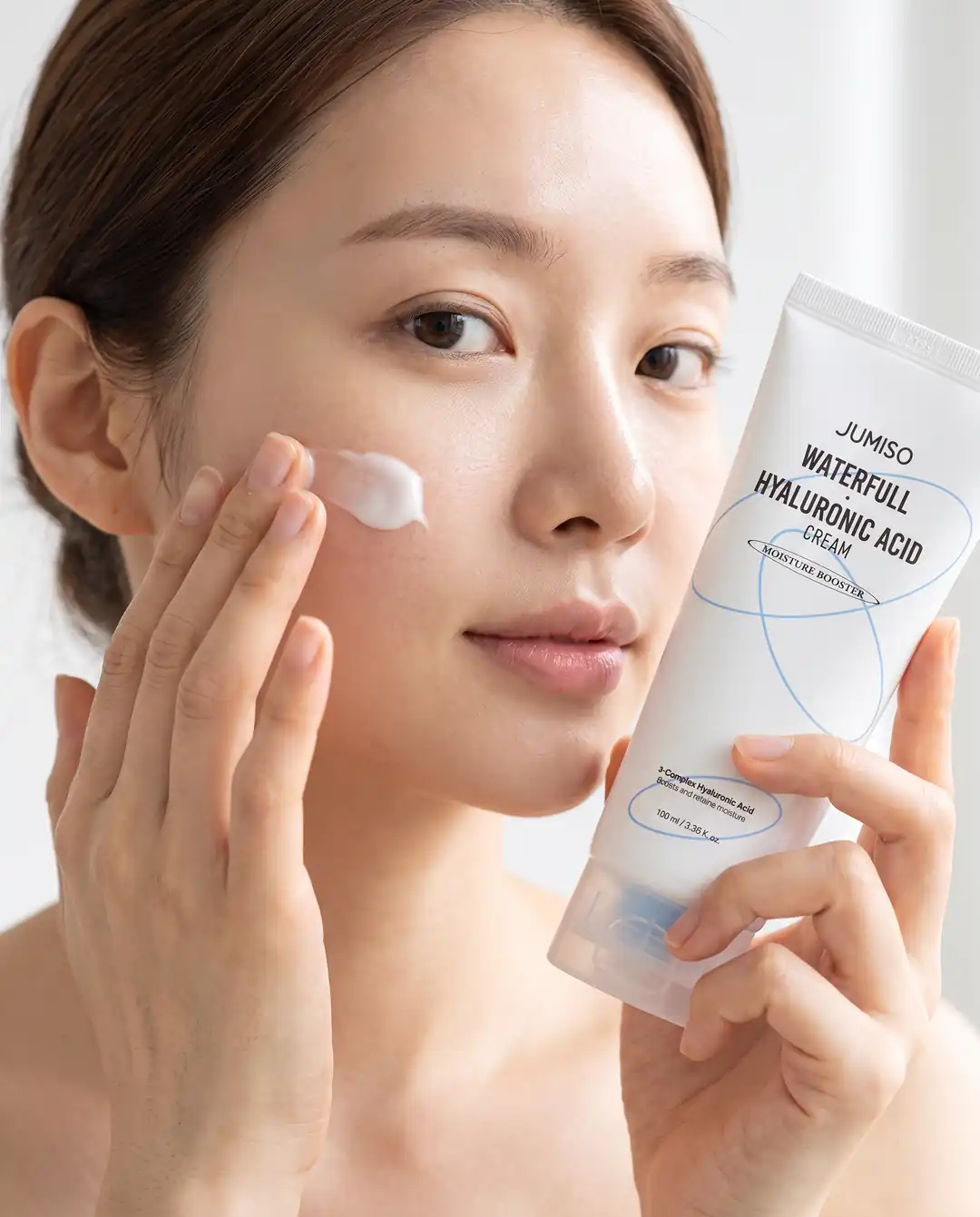 JUMISO Waterfull Hyaluronic Cream 100ml — Canlanan nem görünümü